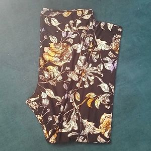 Lularoe tc2 leggings